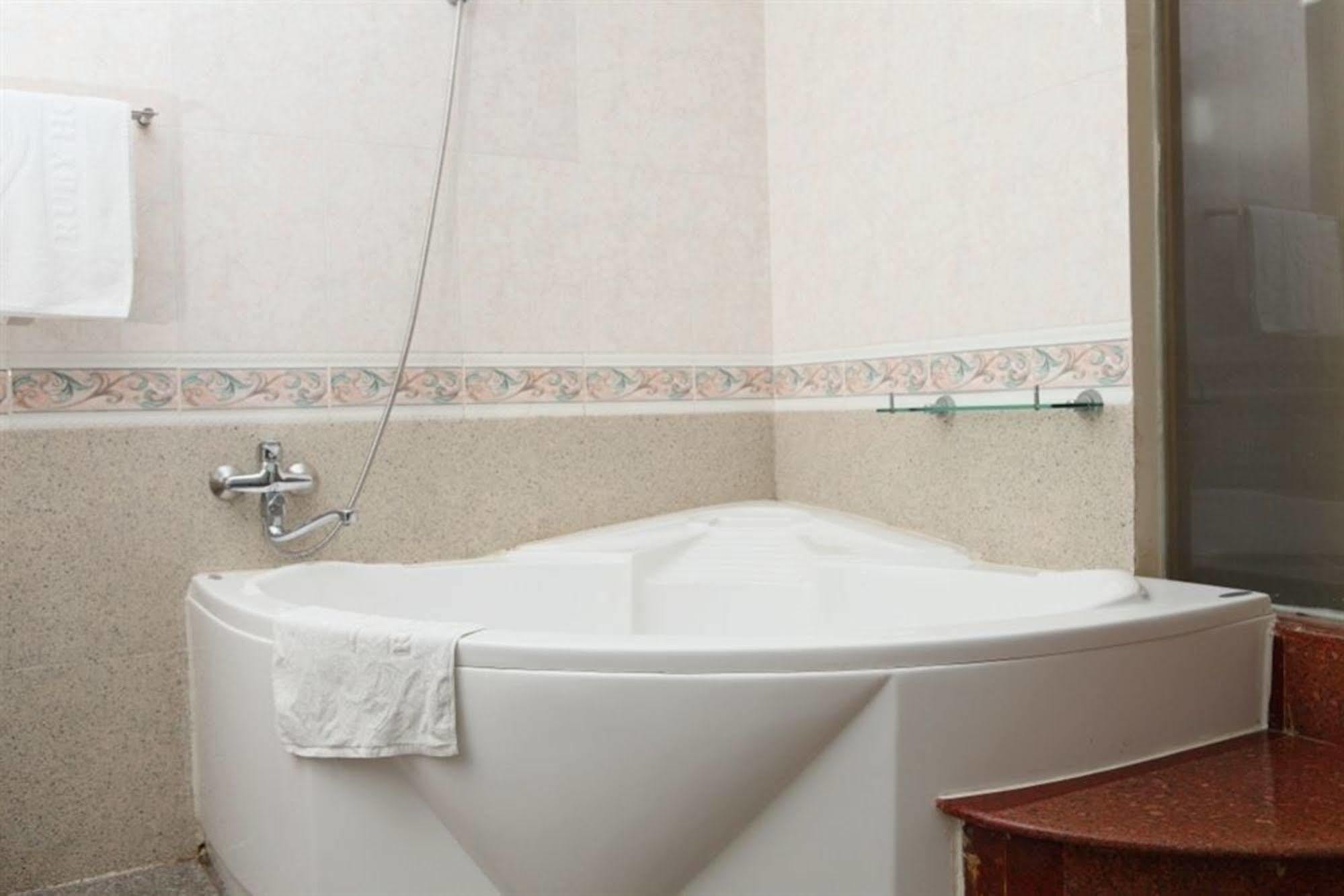 Ruby Hotel Ho Chi Minh Zewnętrze zdjęcie